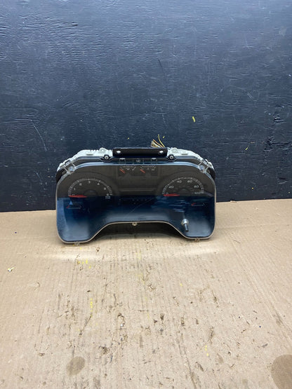 2011 to 2013 Ford E150 E250 E350 VAN Gauge Speedometer Cluster P7684 DG0