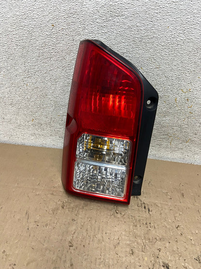 2005 to 2012 Nissan Pathfinder Tail light Left Driver Lh Side AI2472 LK0