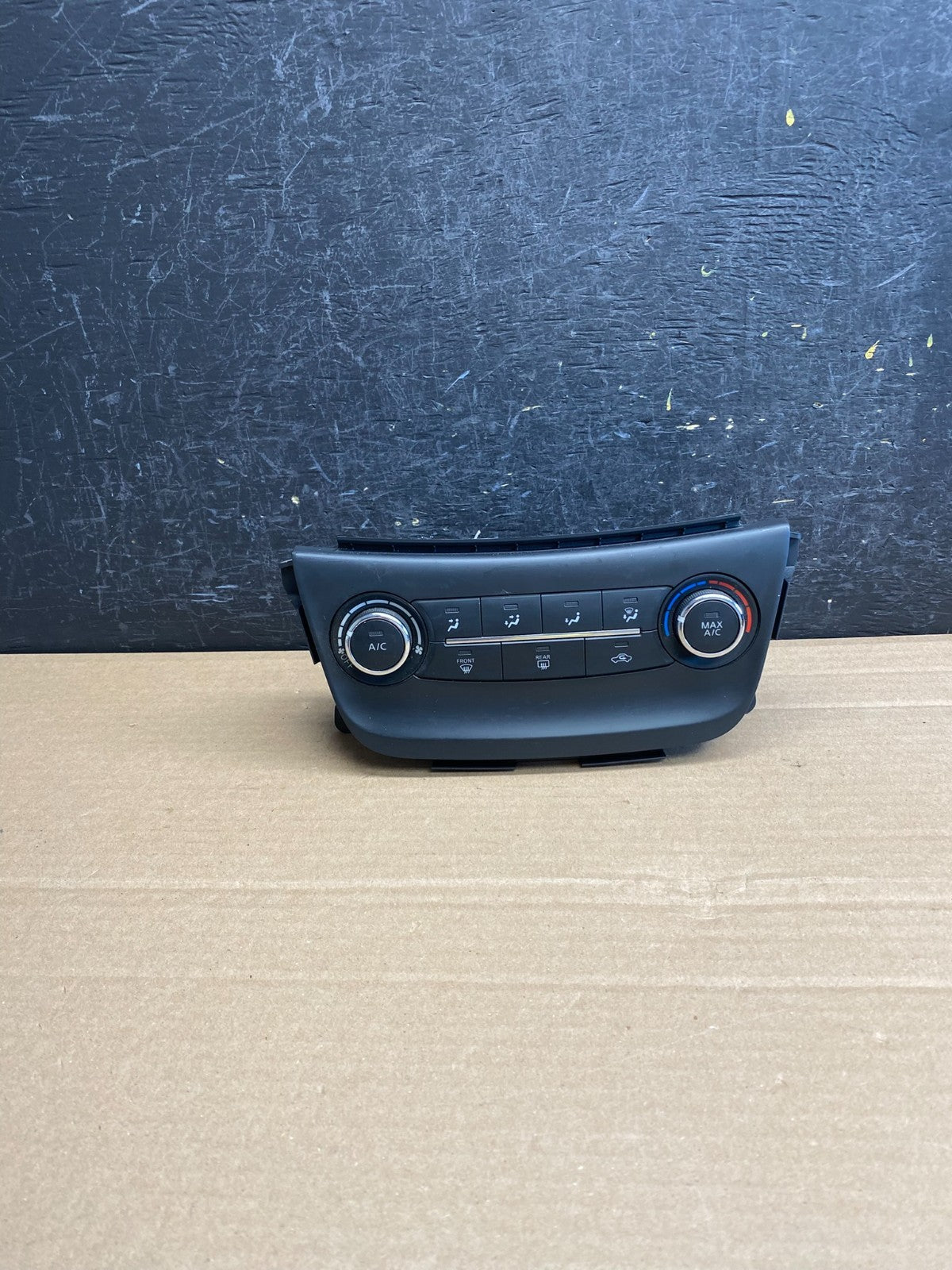 2015-2017 Nissan Sentra Climate Control Unit Heater Ac Temperature AF6563 DG0