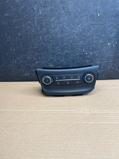2015-2017 Nissan Sentra Climate Control Unit Heater Ac Temperature AF6563 DG0