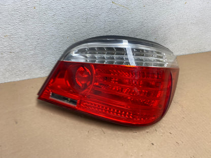 2008 to 2010 BMW 5 525i 530i Right Passenger Rh Tail Side Light Oem J6093 DW2