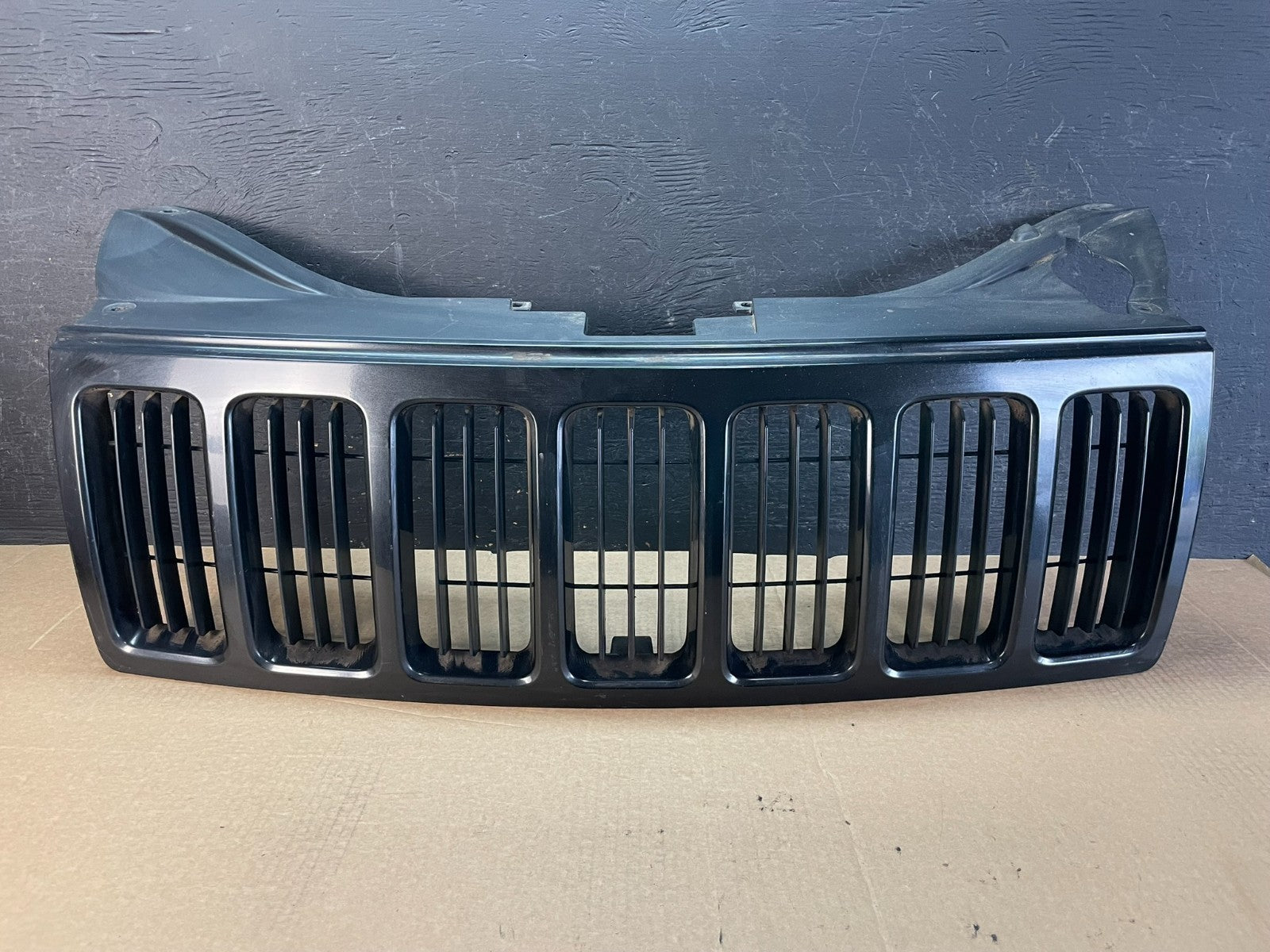 2008 2009 2010 Jeep Grand Cherokee Front Upper Grill Grille AF5190 DG0