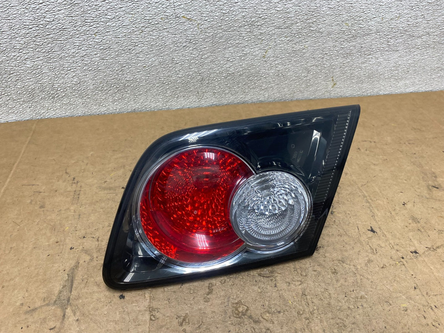 2006-2008 Mazda Speed 6 Right Passenger Side Tail Light Inner OEM T5280 DW0