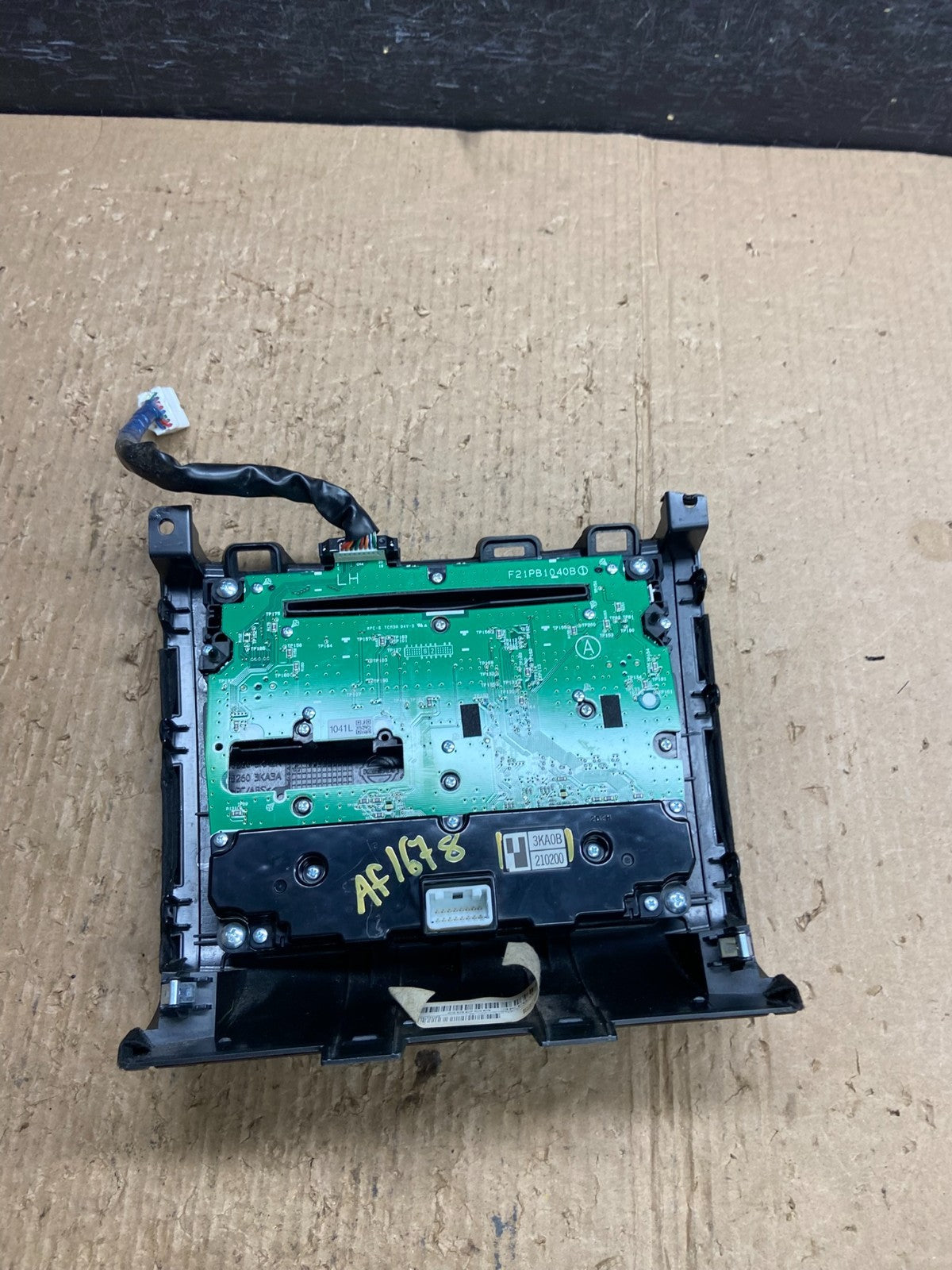 2013 to 2016 Nissan Pathfinder Radio Temperature Climate Control AF1678 DG3