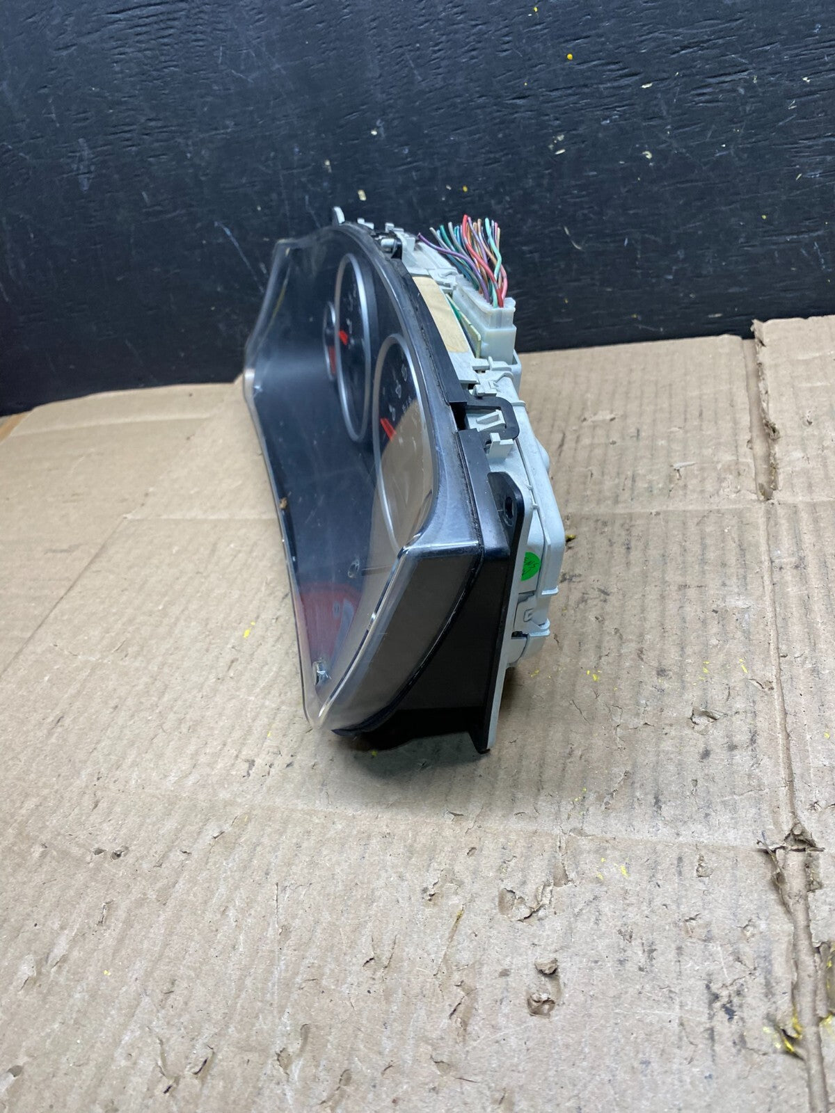 2005 to 2015 Nissan Pathfinder Xterra Frontier Speedometer Cluster Gauge L55702