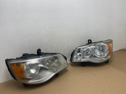 2008 to 2016 Chrysler Town and Country Left+Right Side Headlights AG5717 DW2