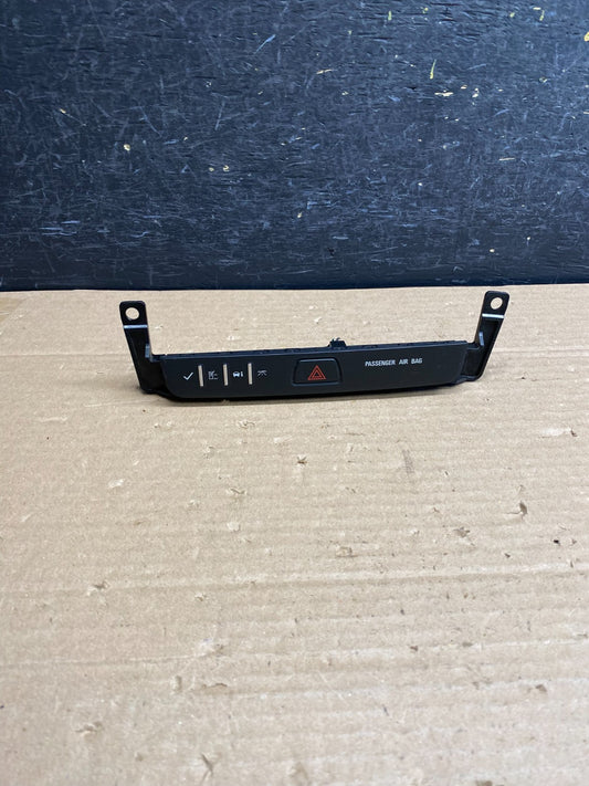 2013 - 2017 Buick Enclave Center Dash Hazard Waring Multi Switch AG6278 DG0