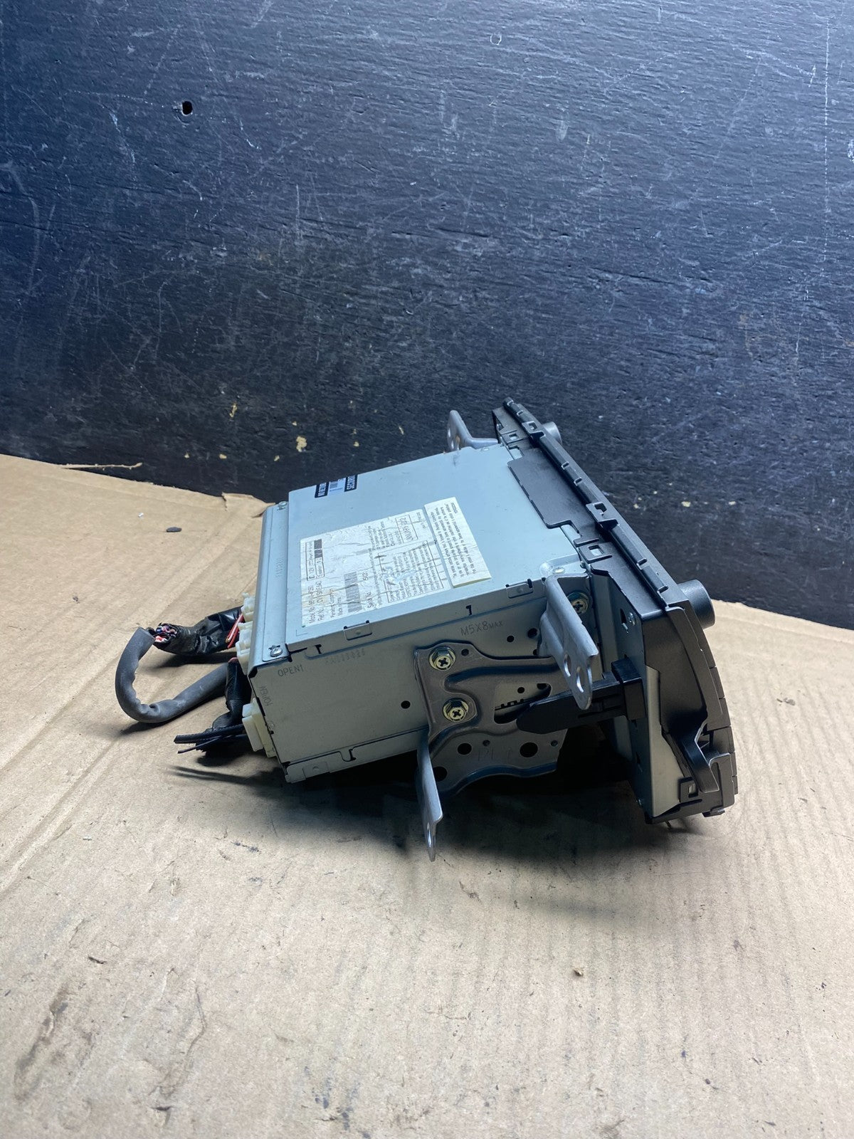 2012 to 2015 Toyota Prius Radio CD Player Screen Display AJ0550 DG2