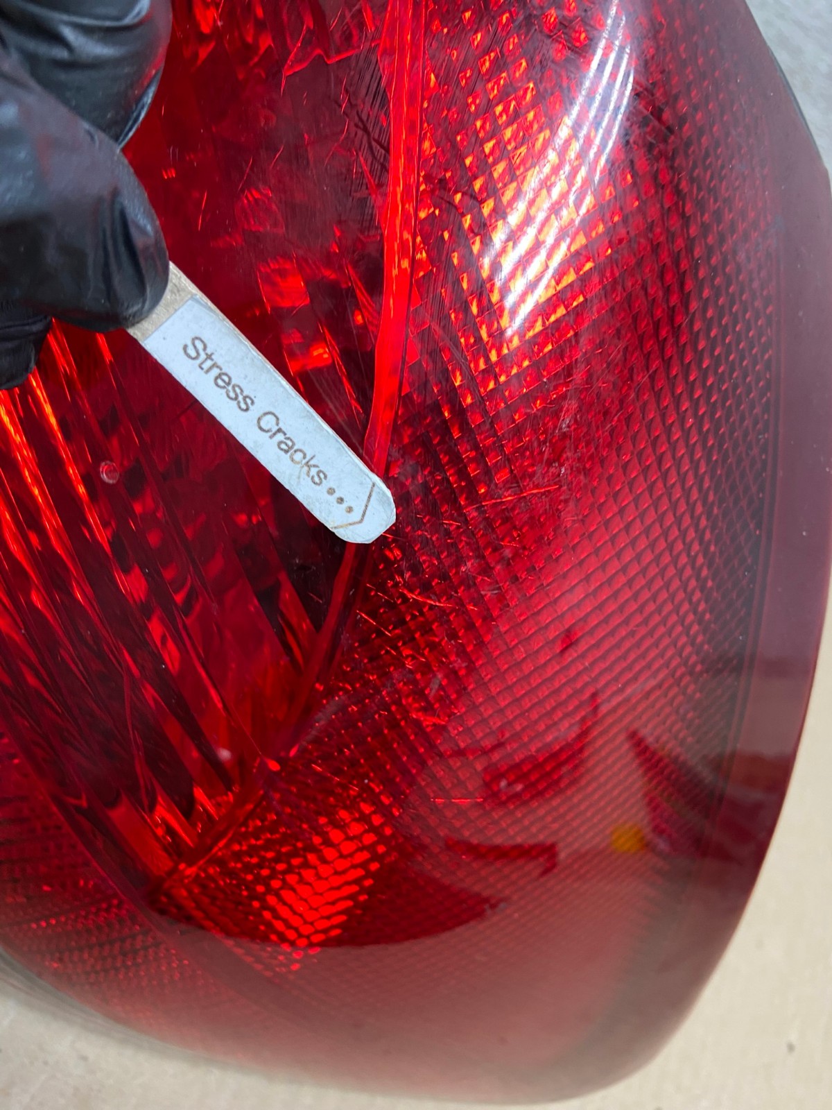 2004 2005 2006 2007 Ford Taurus Right Passenger Side Tail Light AH5709 LK4
