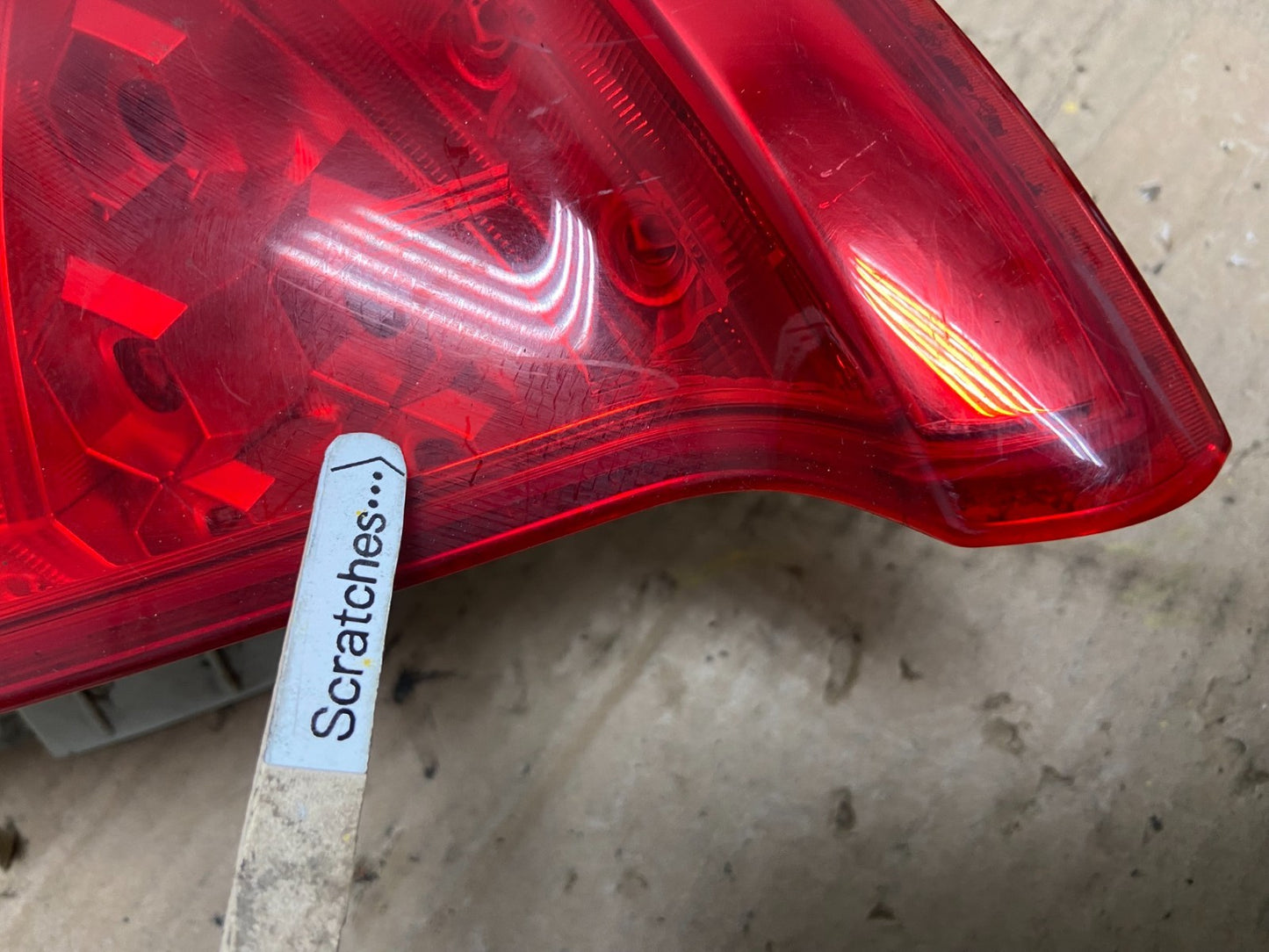 2010-2011 Honda Insight Left Driver LH Side Tail Light OEM AA9787 DG3