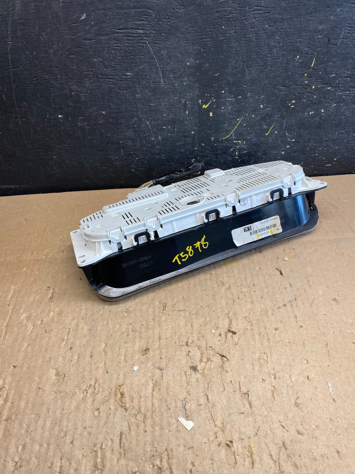 2008 2009 Nissan Pathfinder Speedometer Cluster Gauge OEM T5878 DG5