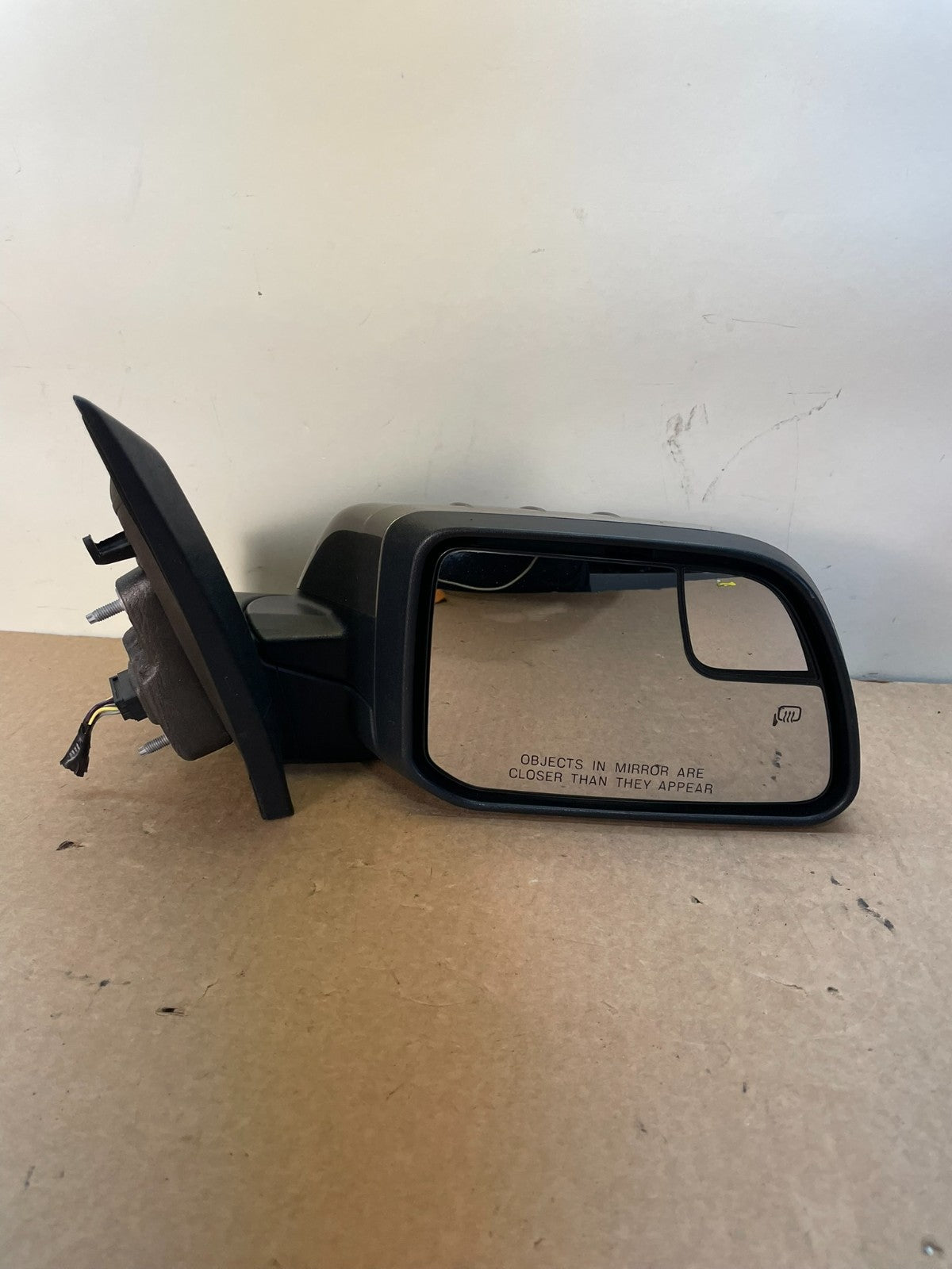 2011 to 2014 Ford Edge Right Passenger View Door Heated Mirror AH0272 DG7