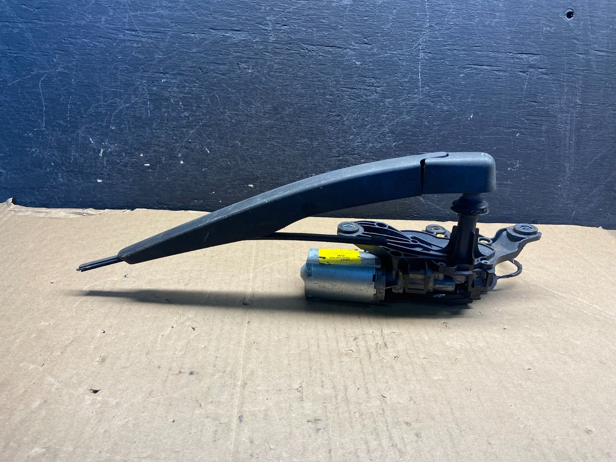 2011 to 2019 Ford Explorer Rear Windshield Wiper Motor AF9161 DG3