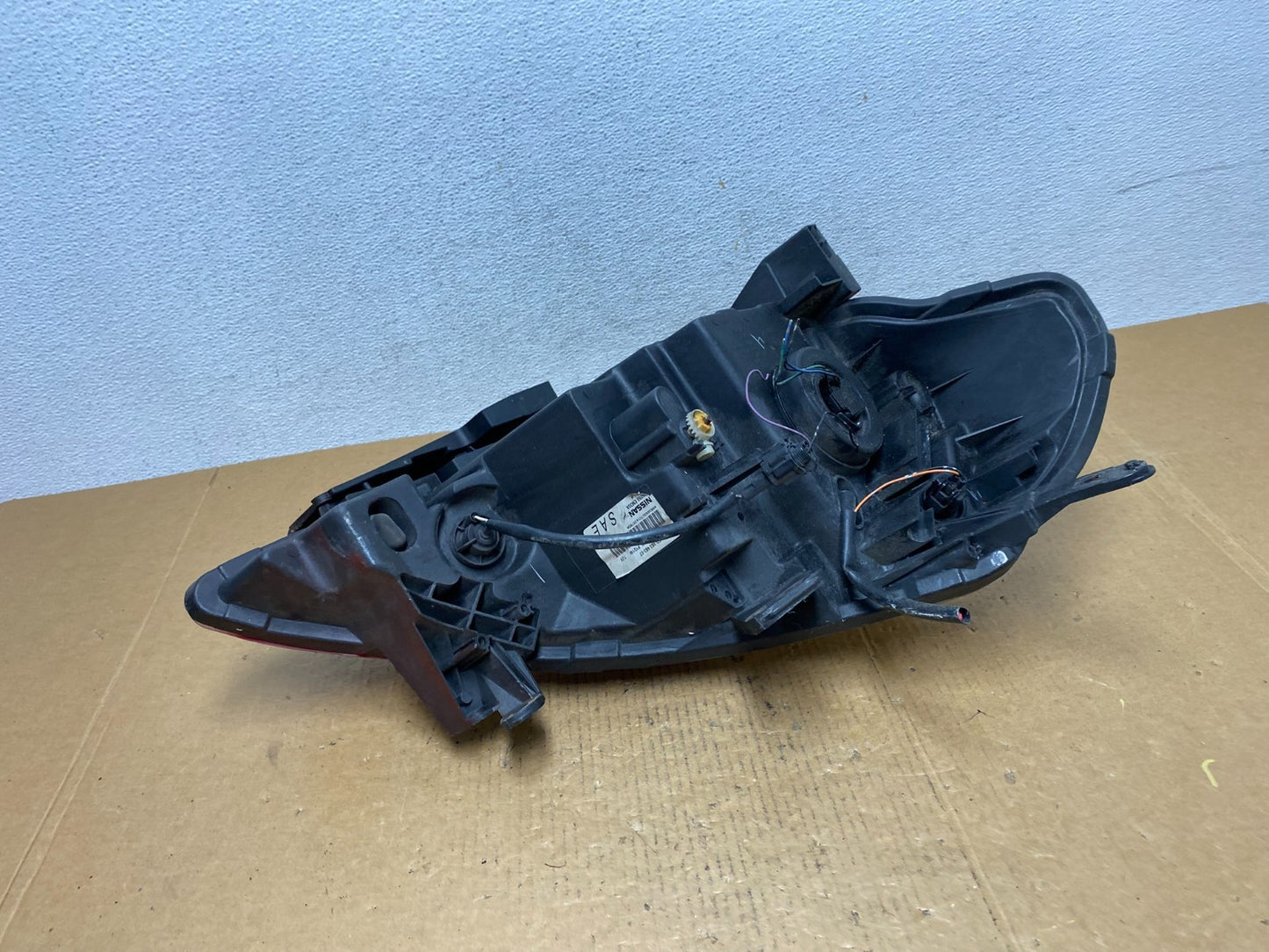 2008 to 2012 Nissan Versa Headlight Halogen Left Driver Lh Side AE0593 DW5