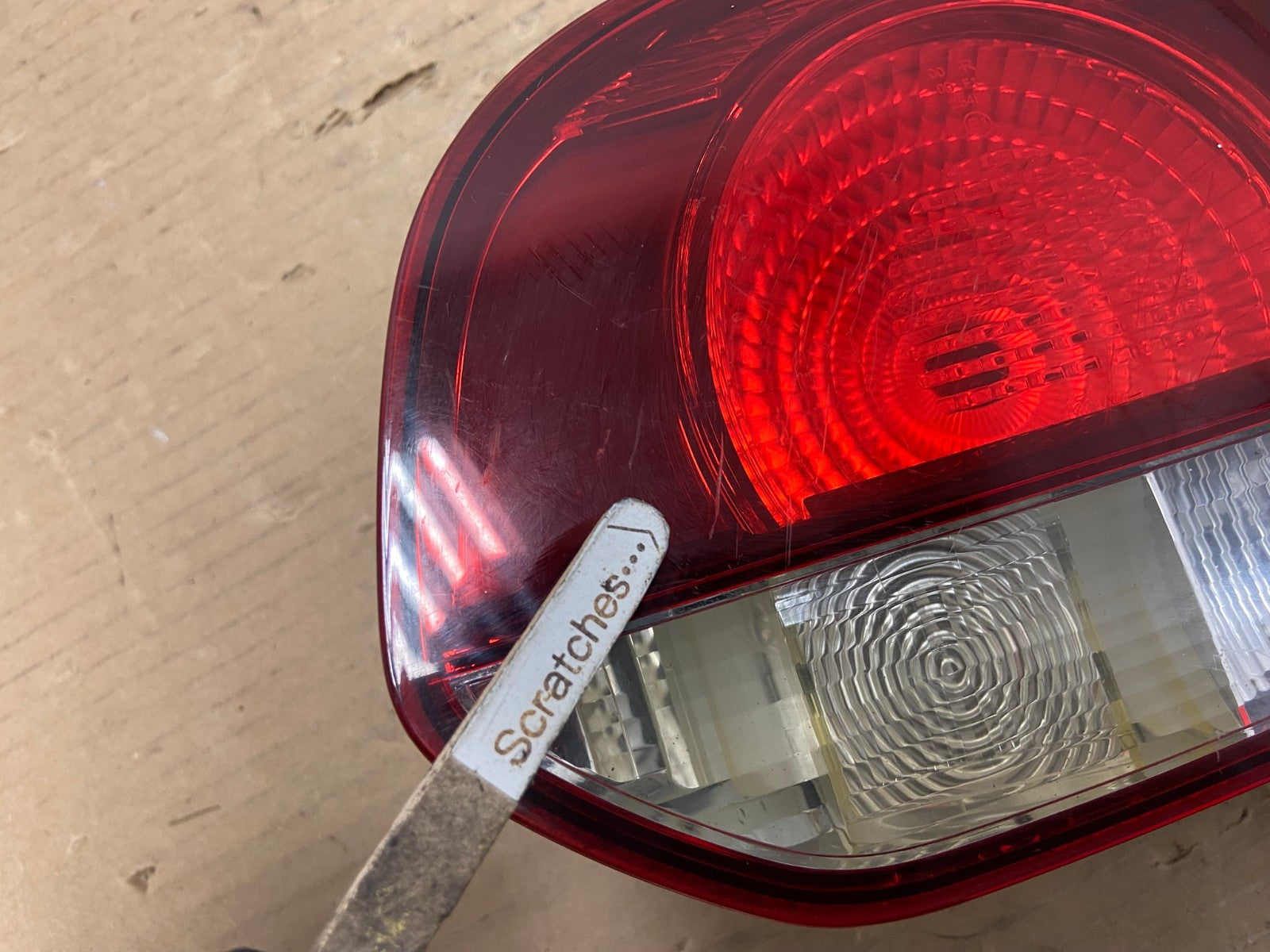 2010 to 2014 Volkswagen Golf GTI Right Inner Tail Light AH0607 LK3