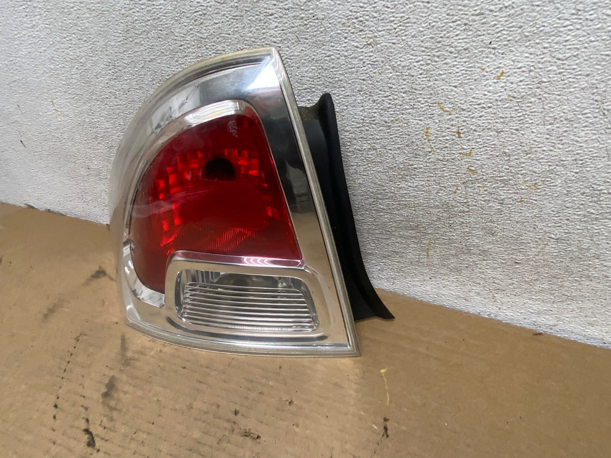 2006 2007 2008 2009 Ford Fusion Tail Light Left Driver LH Side AH4221 LK2