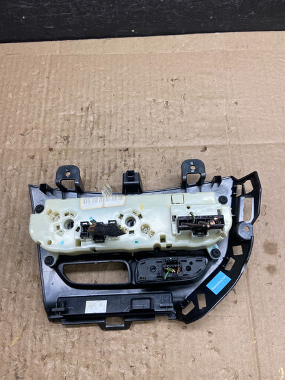 2013 2014 Ford Focus Ac Heater Climate Control Temperature AD1961 DG5