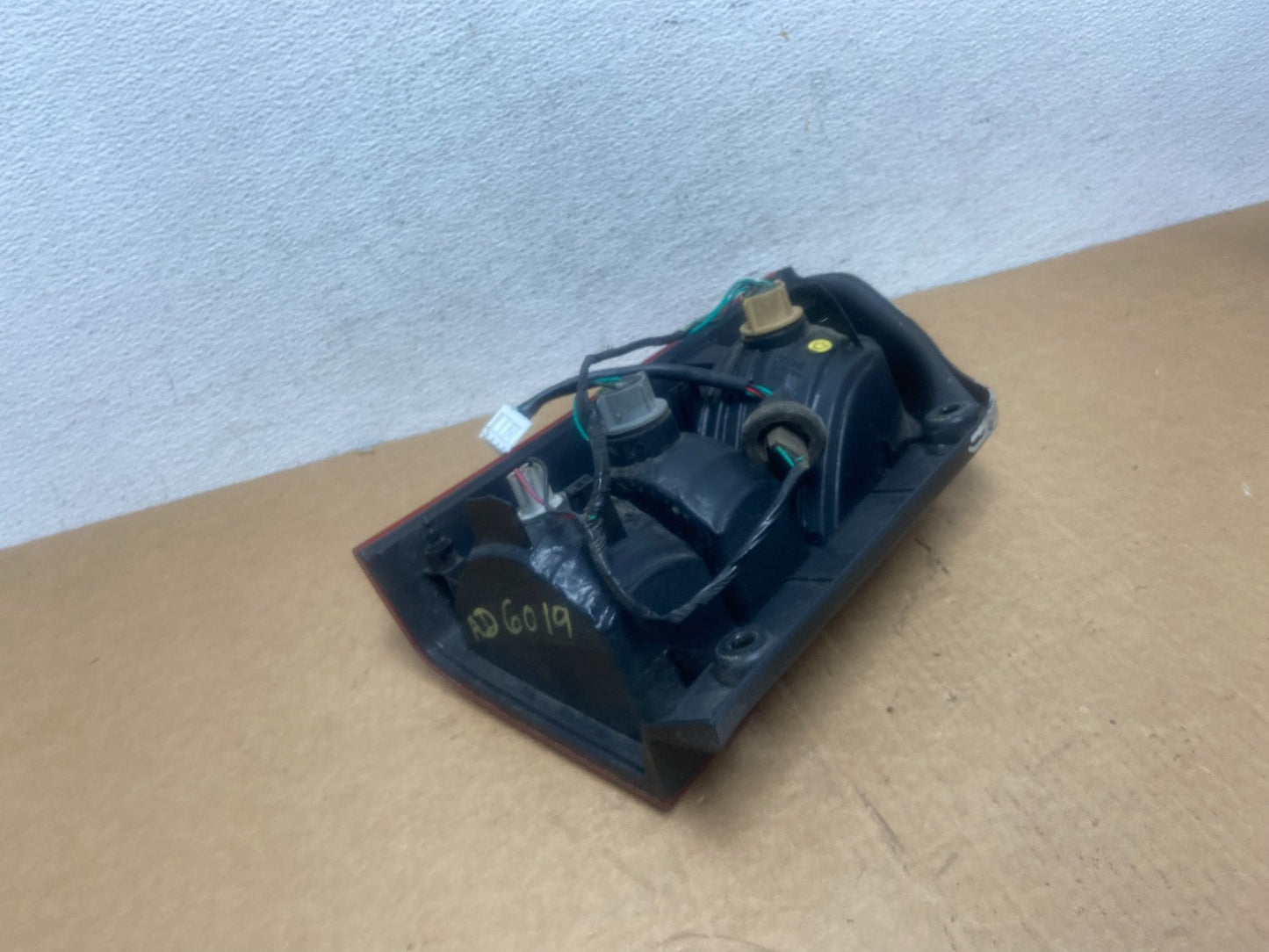 2005 to 2012 Nissan Pathfinder Right Passenger RH Side Tail Light AD6019 DW3