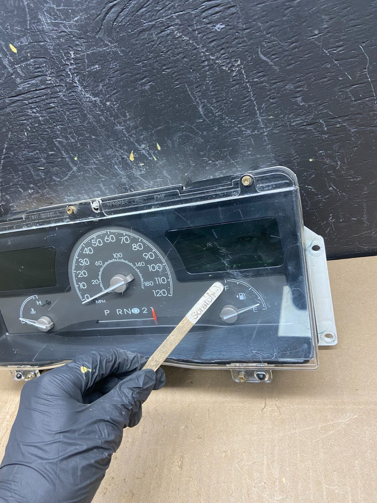 1998 to 2002 Lincoln Town Car Speedometer Gauge Cluster AB9763 DG1