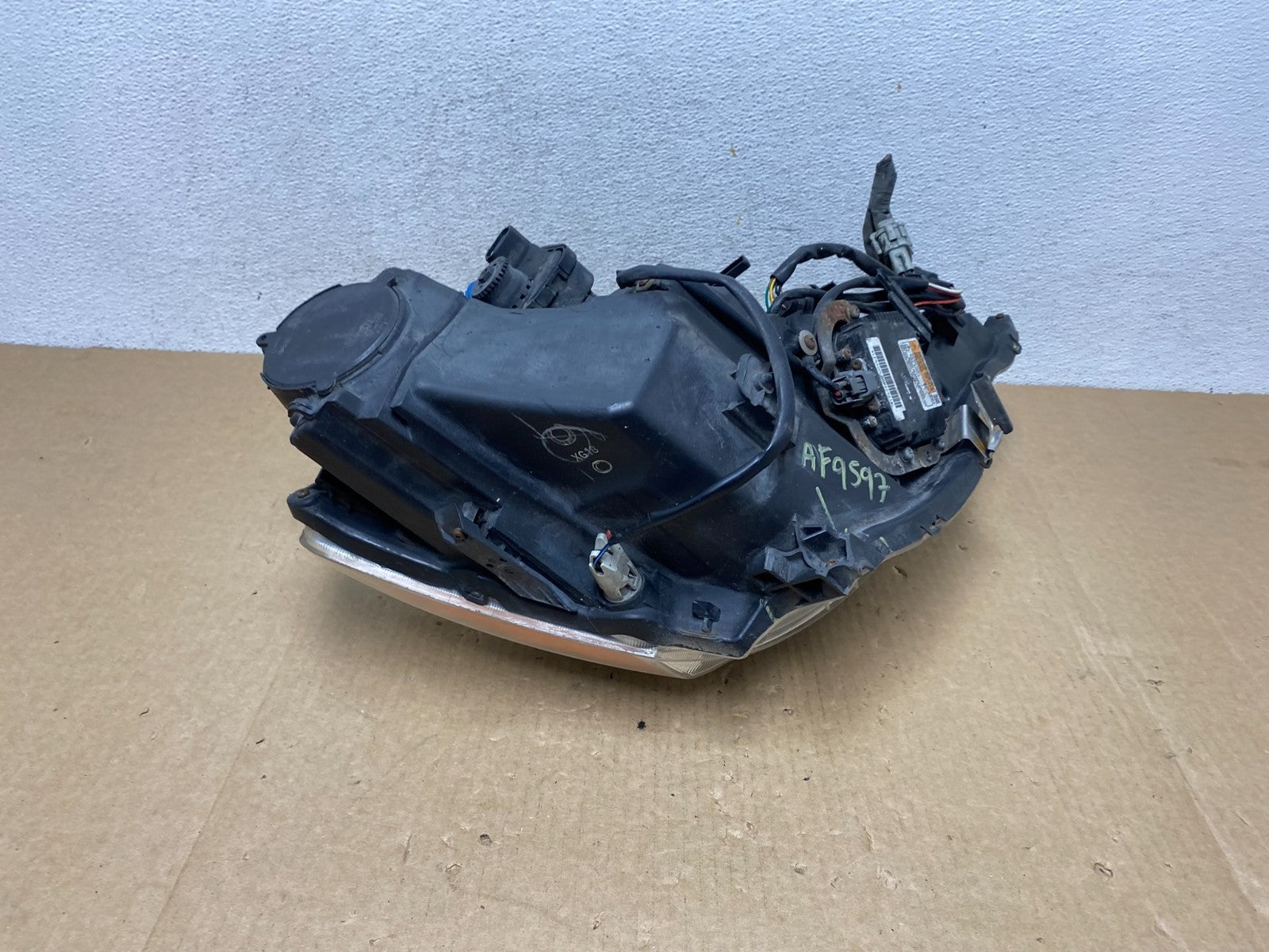 2006 to 2010 Infiniti M35 Left Driver Side Hid Xenon Headlight AF9597 DW9