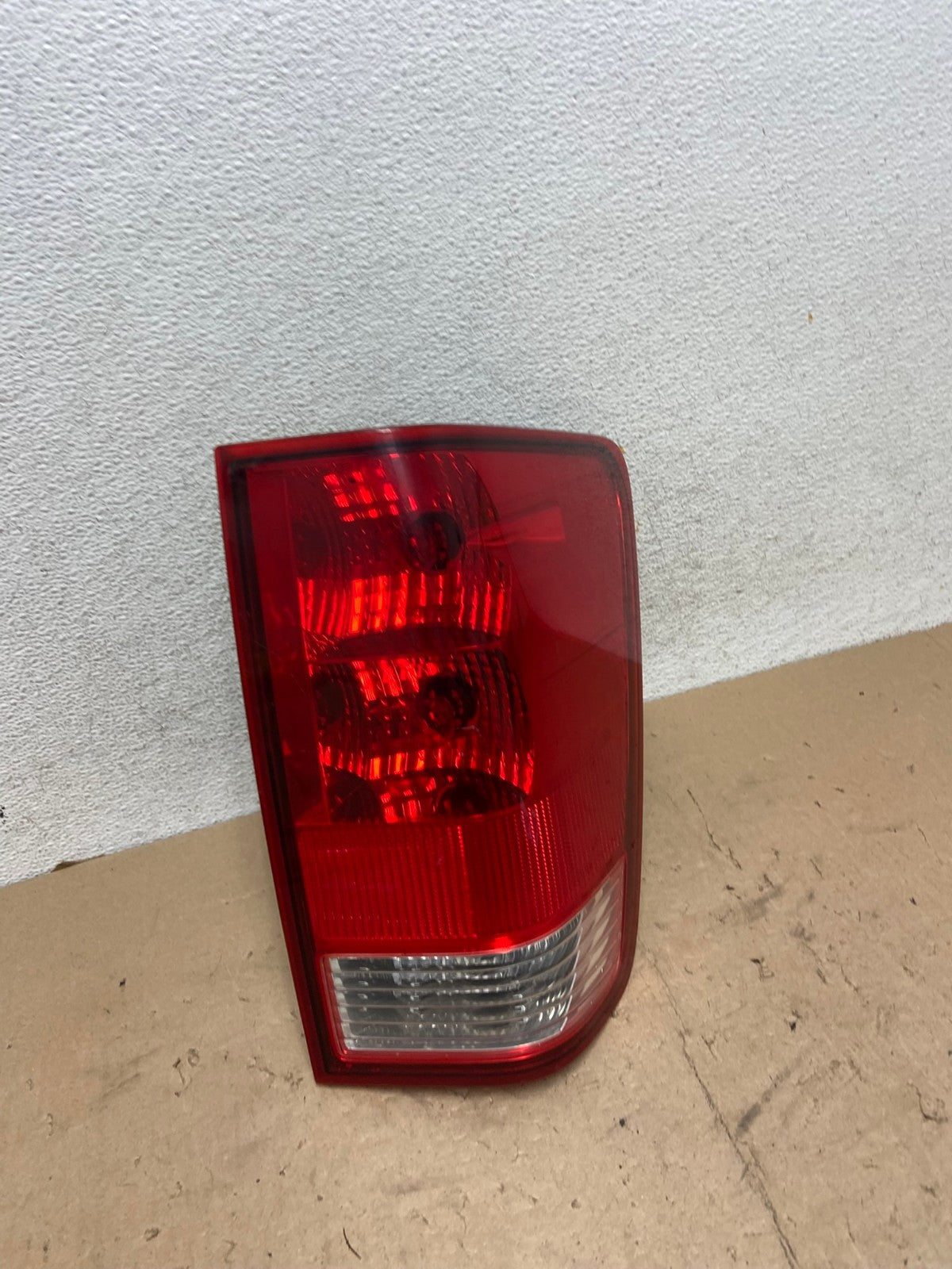 2004 to 2015 Nissan Titan Right Passenger RH Side Tail light AG5622 LK2
