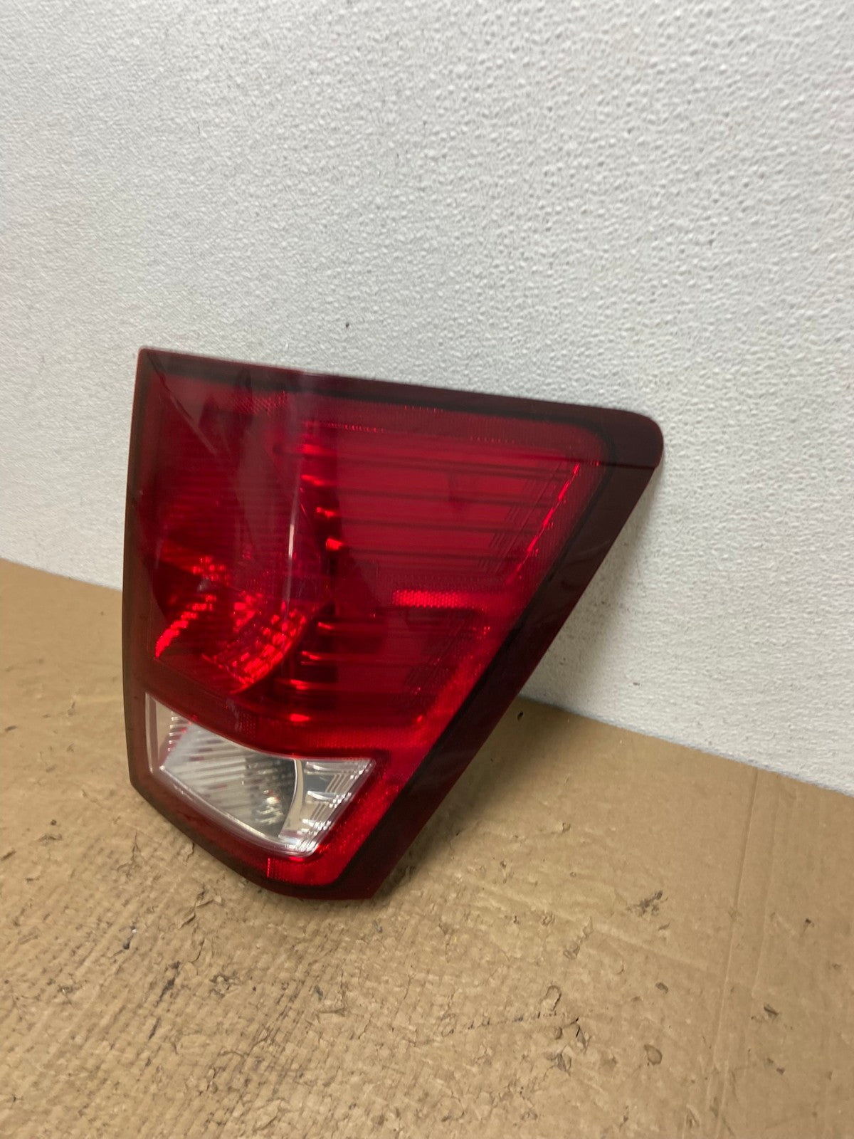 2007 2008 2009 2010 Jeep Grand Cherokee Right Passenger Tail Light AC4151 LK1