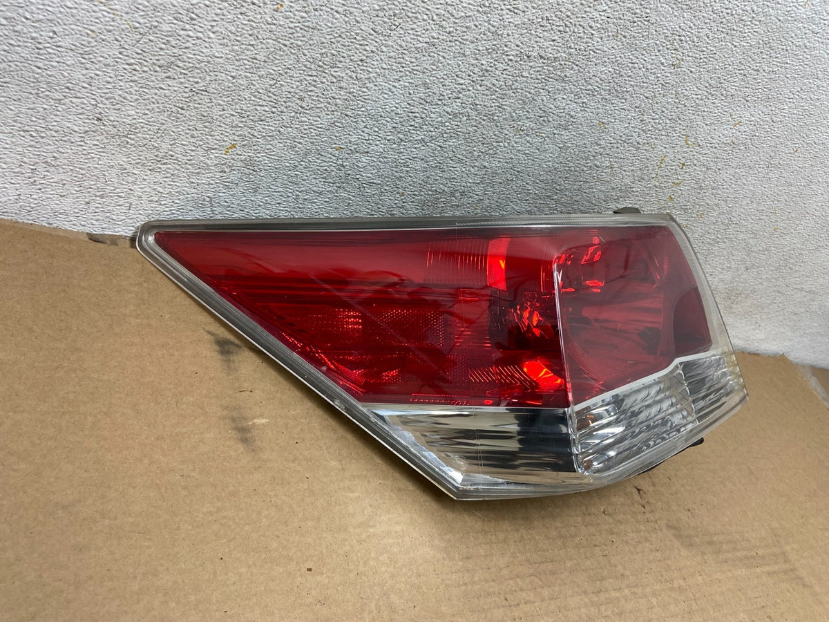 2008 to 2012 Honda Accord Sedan Tail light Left Driver LH Side AH4443 DW1