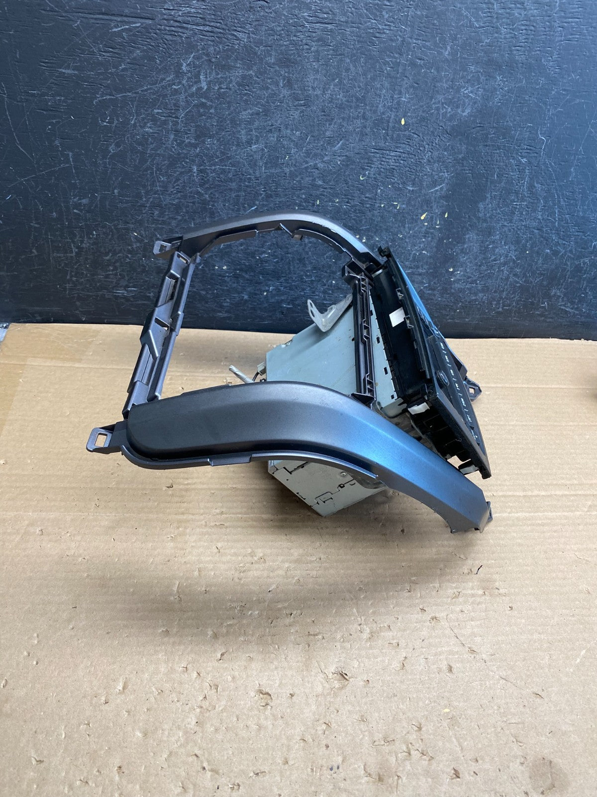 2007-2011 Honda CRV CR-V Screen Display Player Radio Stereo CD Player AG6342 DG1