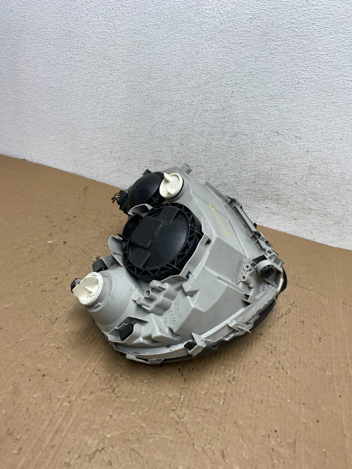 2001-2004 Mercedes-Benz C Class Halogen Left Driver Headlight AD8802 DW7
