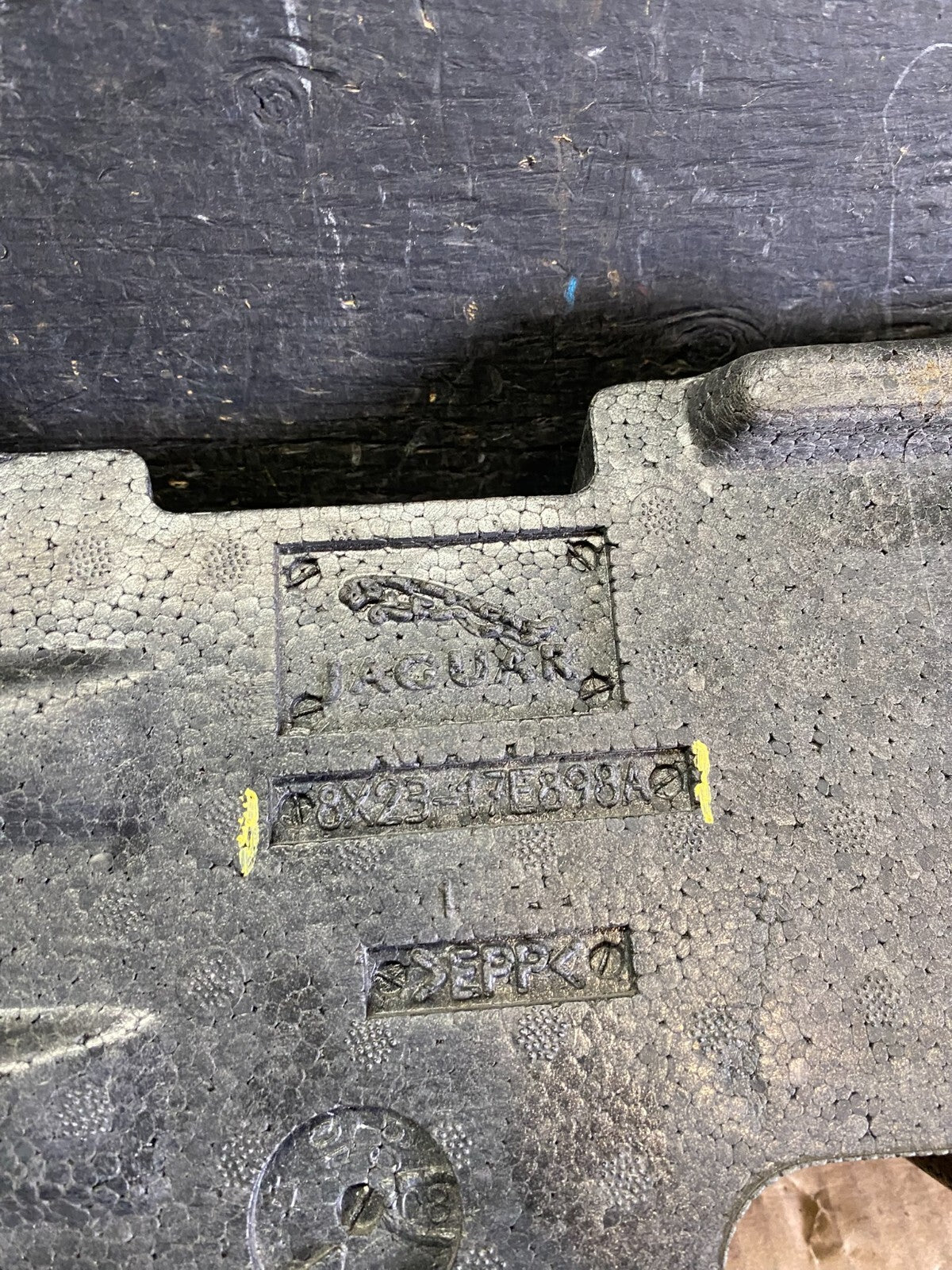 2009 - 2011 Jaguar XF Front Bumper Absorber Energy Impact N2107 PS8