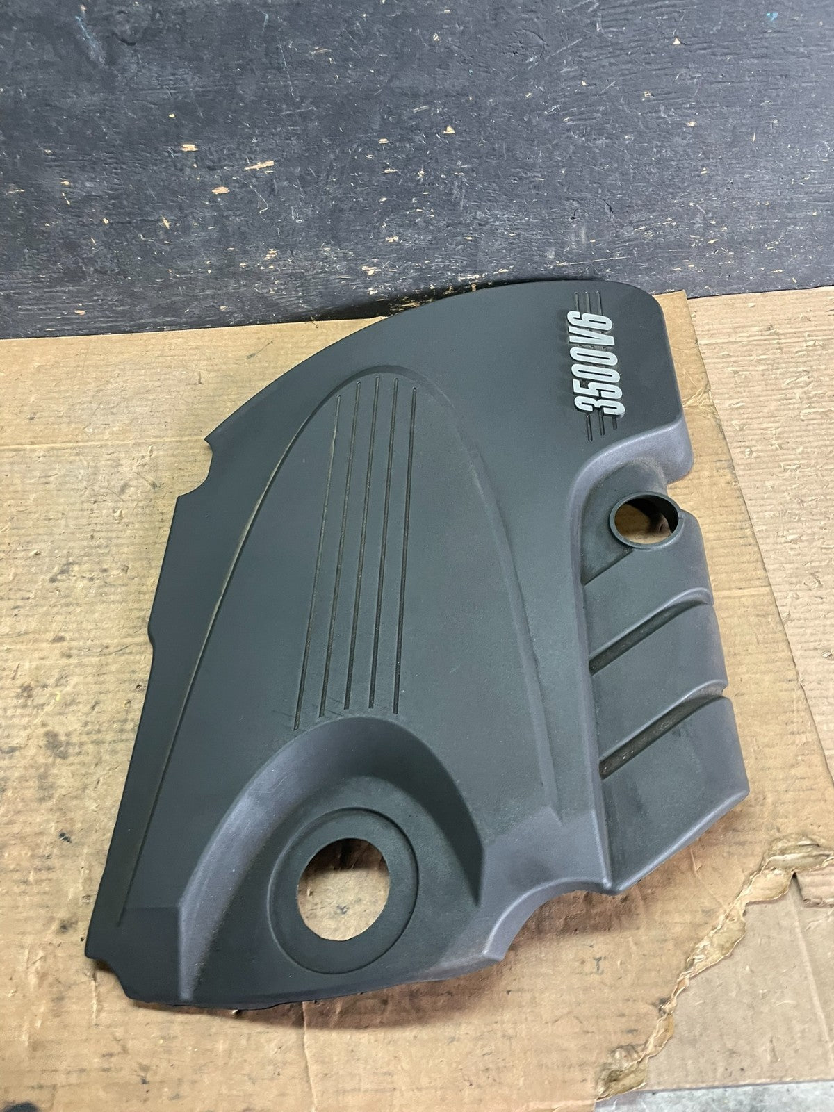 2006 2011 Chevrolet Impala V6 VVT Engine Cover Shield OEM Q9833 DG2
