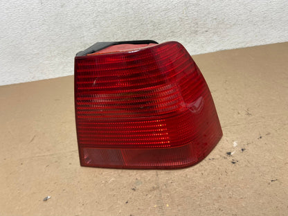 1999 to 2003 Volkswagen Jetta Sedan Right Passenger Tail Light AF5123 LK0