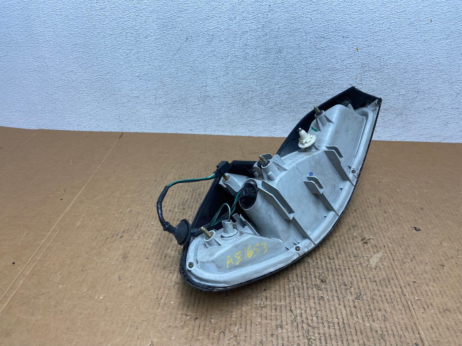 1997 to 2000 Dodge Avenger Right Passenger Rh Side Tail Light AE1653 LK6