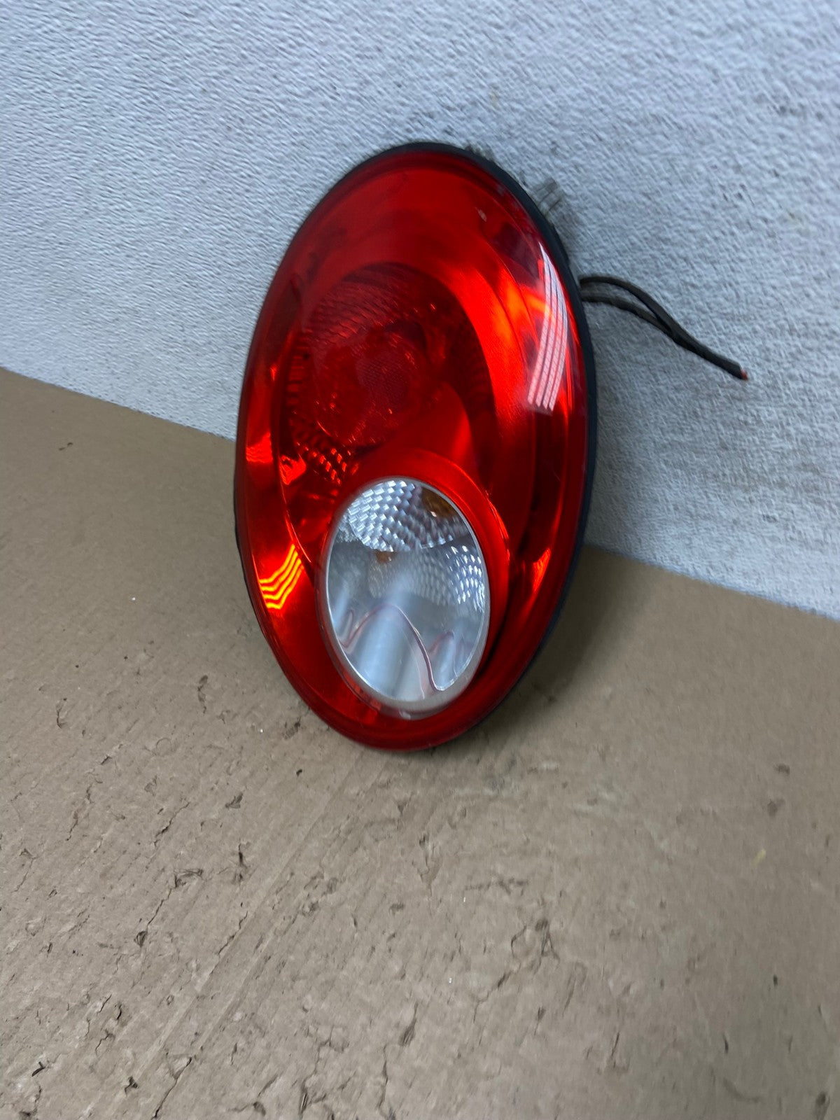 2006 - 2010 Volkswagen Beetle Right Passenger RH Side Tail Light AE9777 LK1