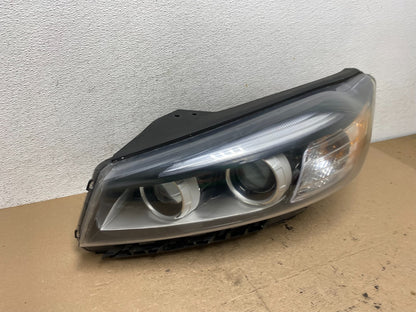 2016 to 2018 Kia Sorento Left Driver LH Side Headlight Halogen TYC AF5027 DW2