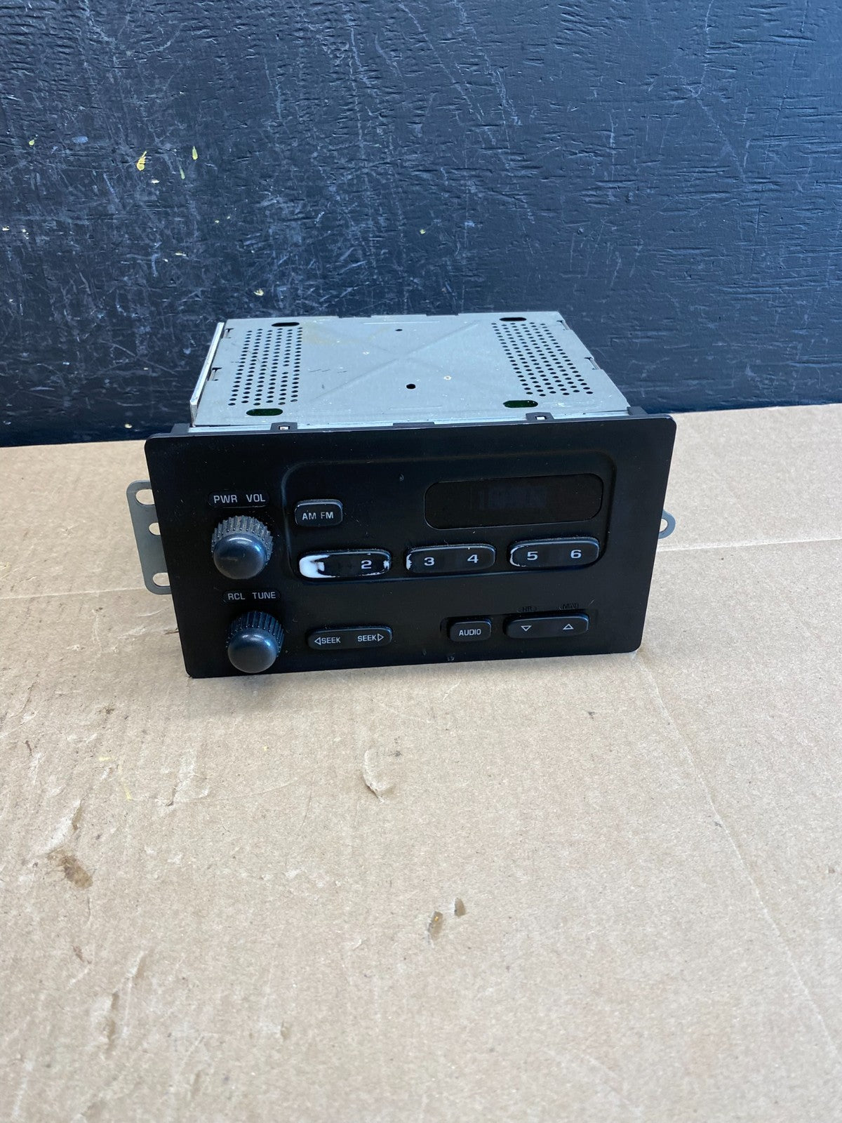 2003 to 2007 Chevrolet Colorado AM/FM Radio Receiver AC6295 DG0