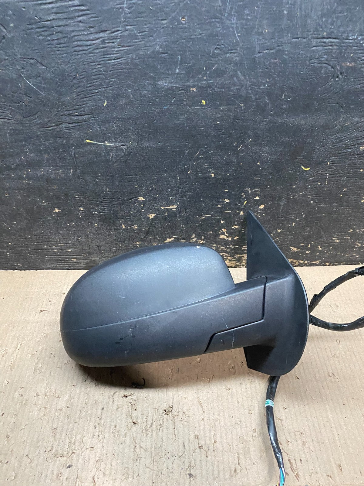 2010-2014 Chevrolet Tahoe Silverado Suburban Right Turn Signal Mirror X8011 DG0