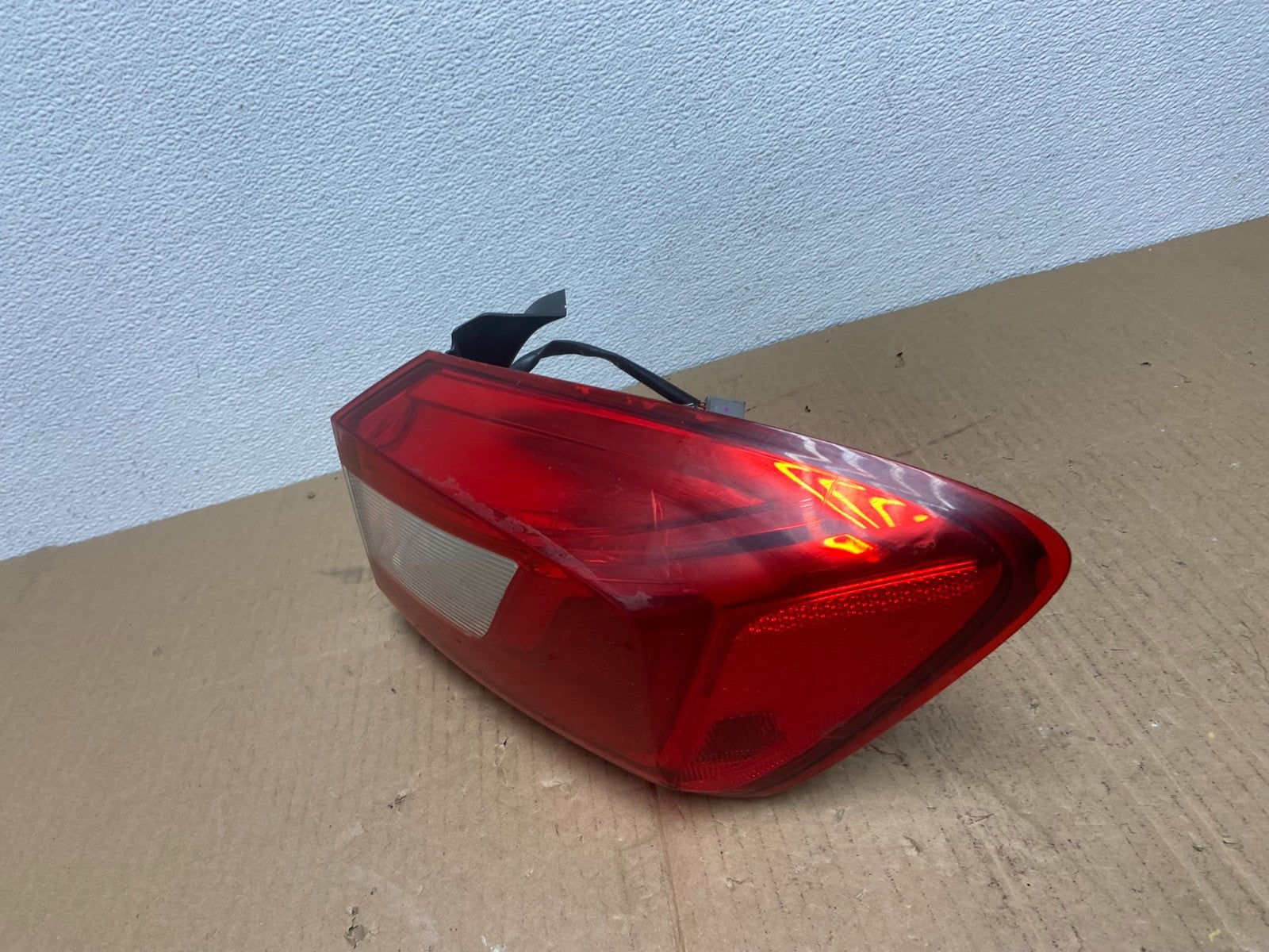 2016 2017 2018 Chevrolet Cruze Right Passinger RH Tail Light AB8222 DW1