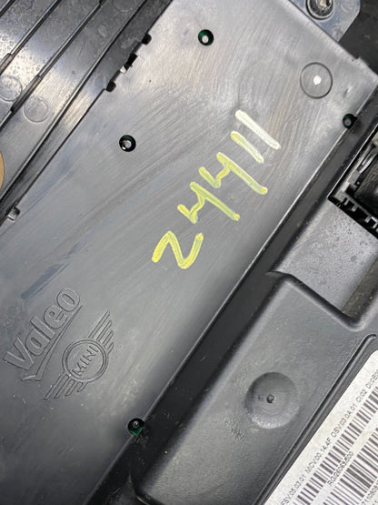 2008 to 2010 Mini Cooper Center Dash Climate Window Control OEM z4411 DG6