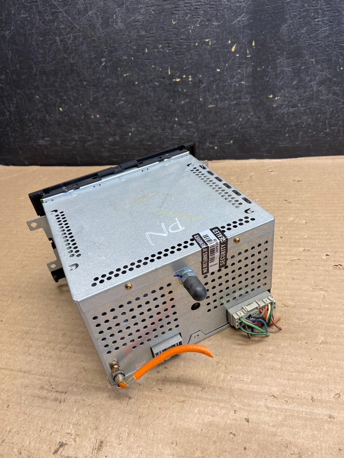 2005 to 2006 Ford F150 Radio Stereo Audio AM/FM ah3723 DG3