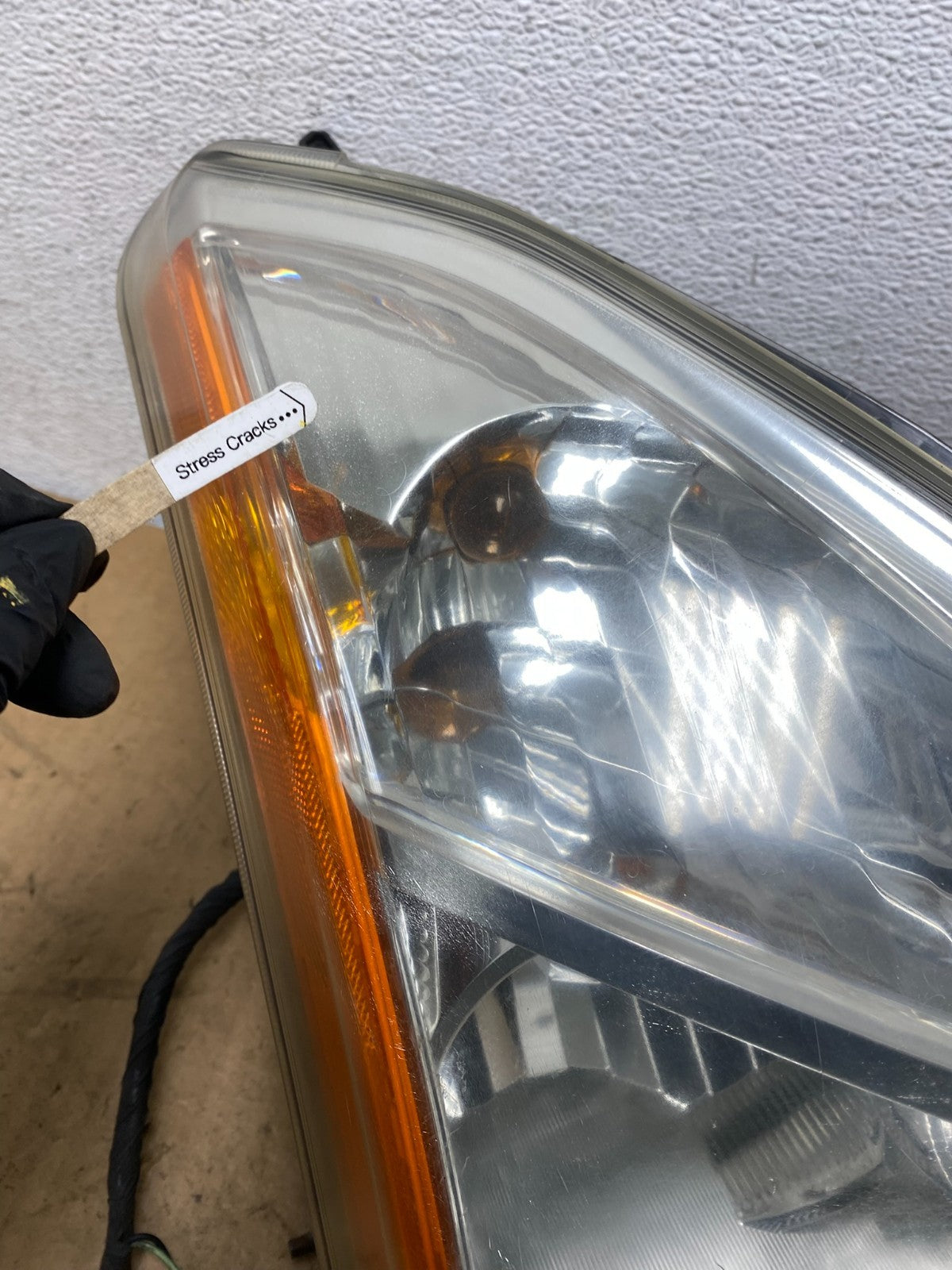 2009-2013 Nissan Rogue Right Passenger Halogen Headlight AC8662 DW4