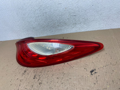 2007 to 2008 Toyota Solara Right Passenger RH Side Tail Light AF7172 DW1
