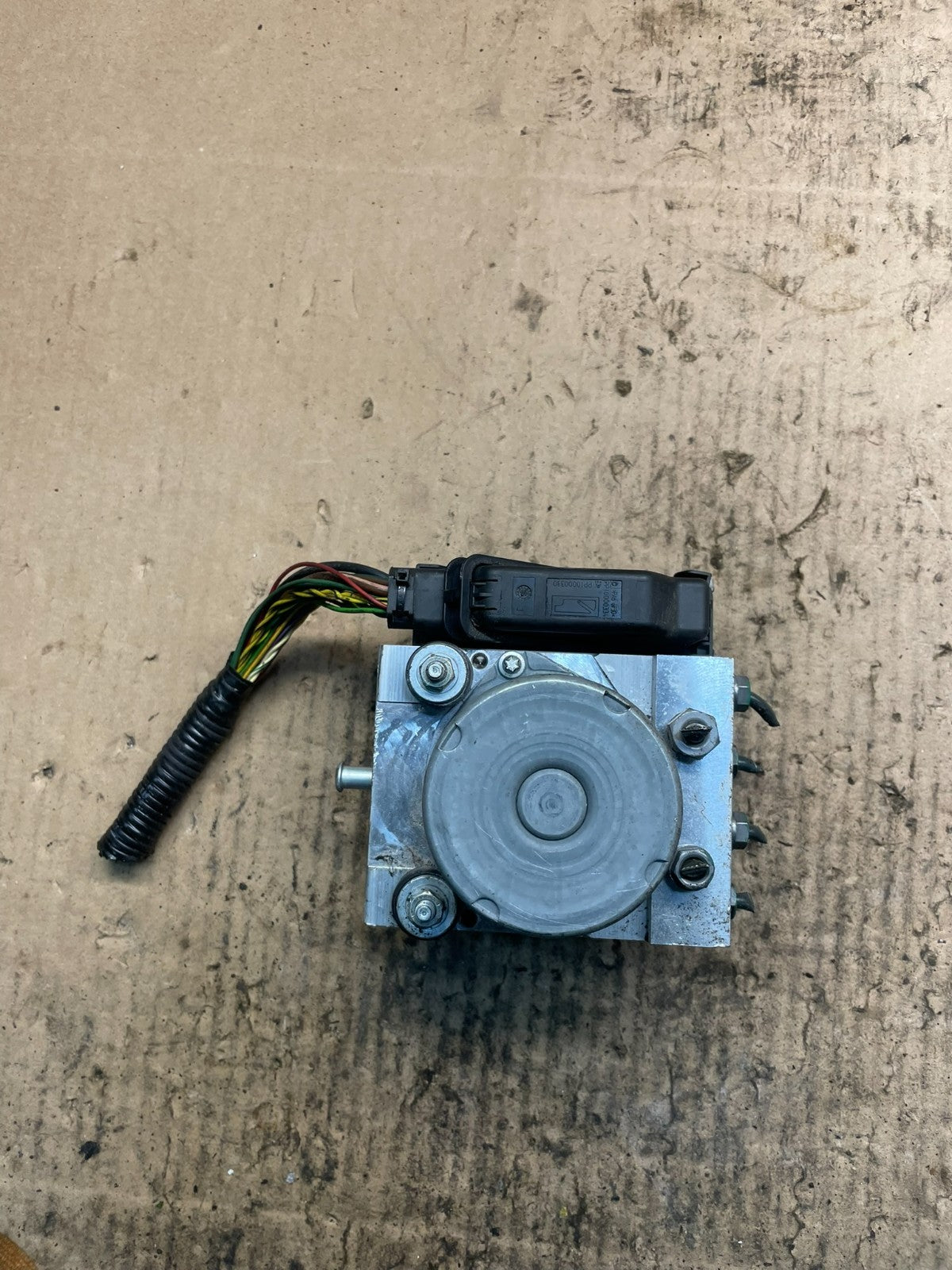 2007 - 2009 Land Rover Range Rover Sport ABS Anti Lock Brake Pump Module s84225