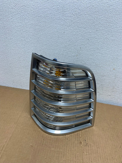 2006 - 2010 Mercury Mountaineer Right Side Tail Light AD0754 LK0