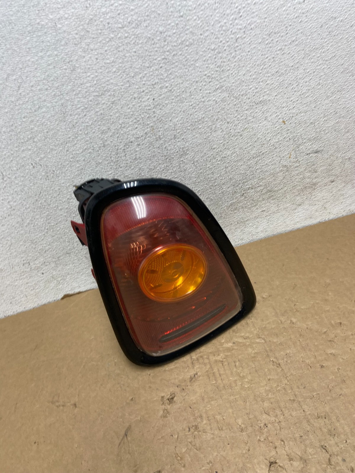 2007 2008 2009 2010 Mini Cooper Left Driver Lh Side tail light AF7957 GD2