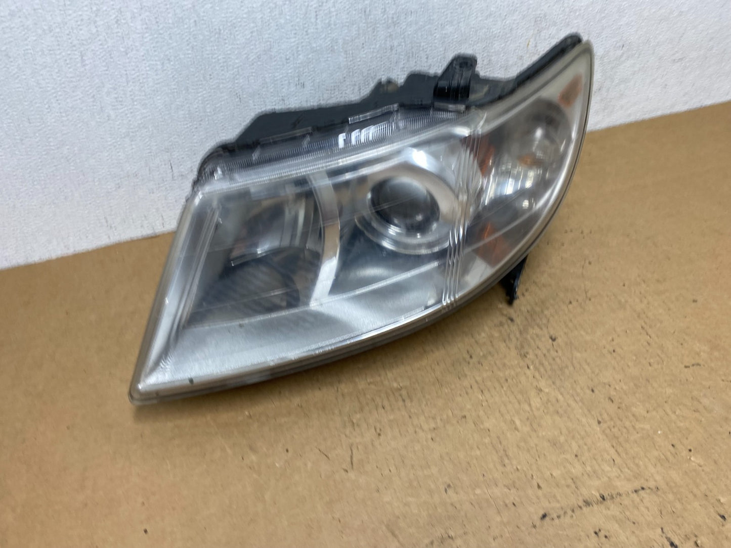 2008 - 2014 Subaru Tribeca Left Driver LH Side Halogen Headlight AD4704 DW2