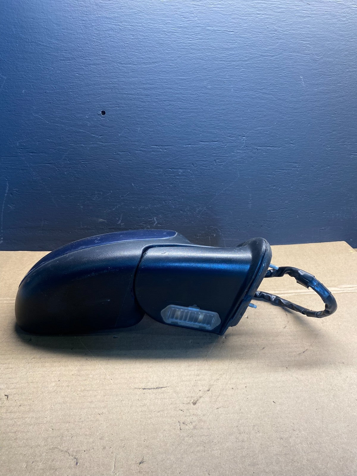 2003-2006 Chevrolet Tahoe Suburban Right Passenger Turn Door Mirror AB7278 MS3