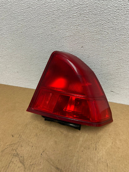2001 2002 Honda Civic Sedan Right Passenger Rh Side Tail Light AC1852 LK0
