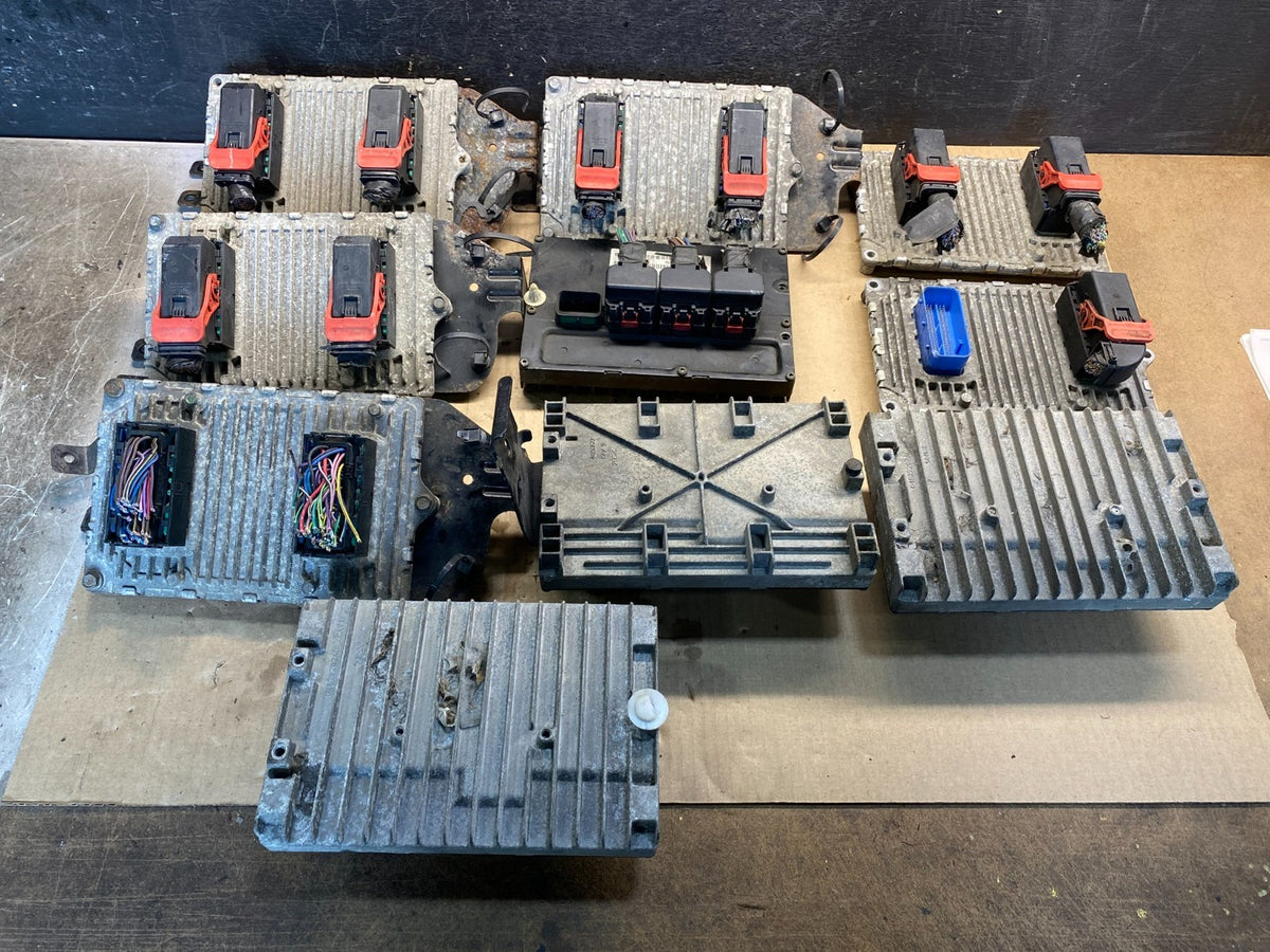 Mix of 10 Dodge ECM Engine Computer Module AG97161