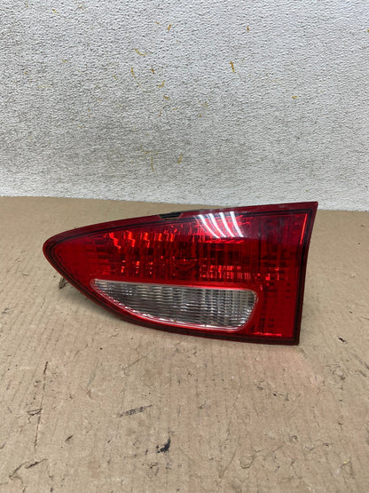 2006 2007 Subaru Tribeca B9 Right Passenger Side Tail Light Inner AH6893 LK0